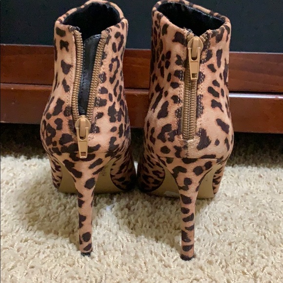 Heels/booties - Picture 5 of 5